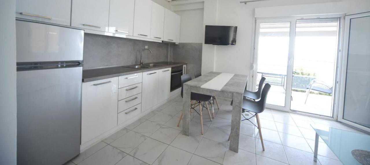 Oceanview 1 Apartment Nea Kallikrateia Exterior photo